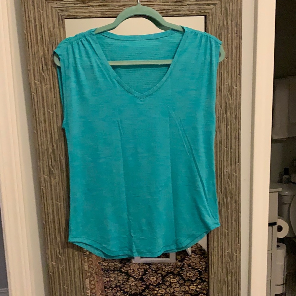 SZ 8 BLUE LULULEMON SHORT SLEEVE/TANKTOP